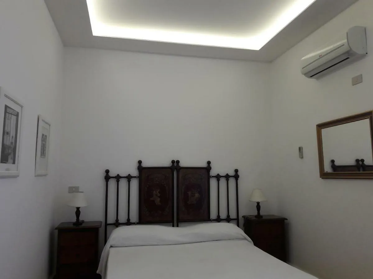 Casale Catania Hotel 0*,